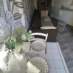 La Dependance 13d Rue Pasteur